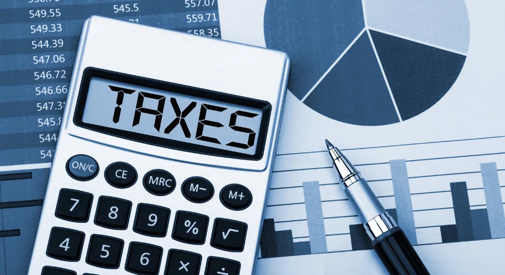 How is Tax Calculated in UK for New Business?
